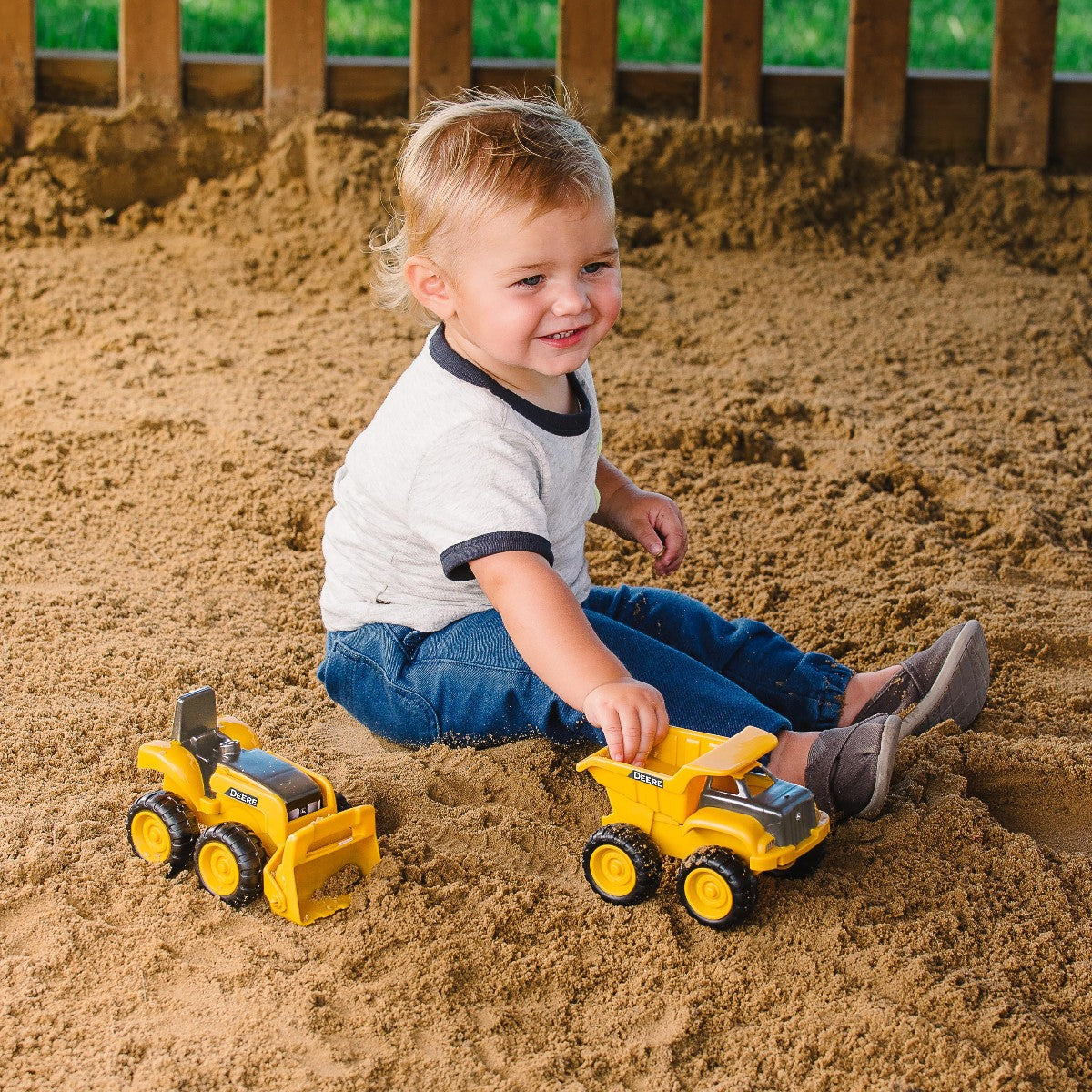 John Deere, Dumper og traktor, gul - Fra 18 måneder.