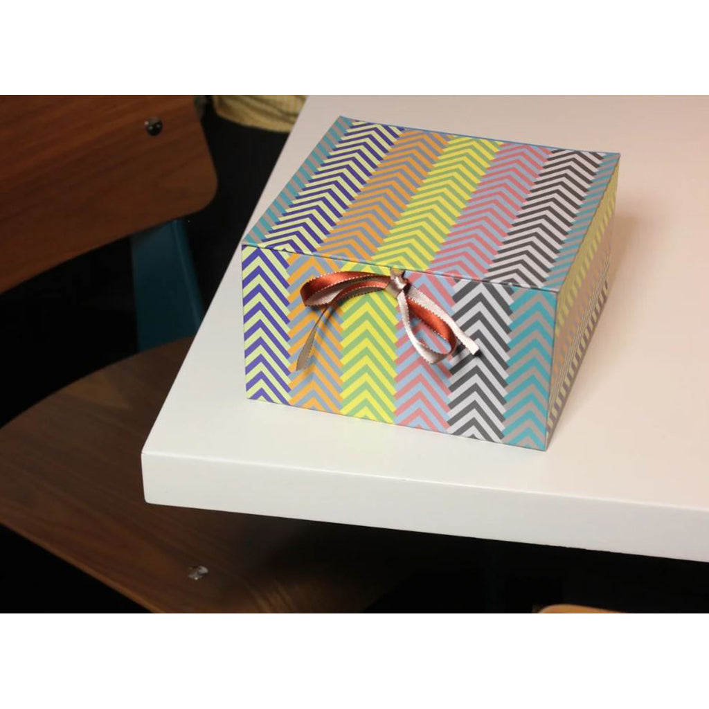 Daisy Boxes, Medium Box - Striper multi