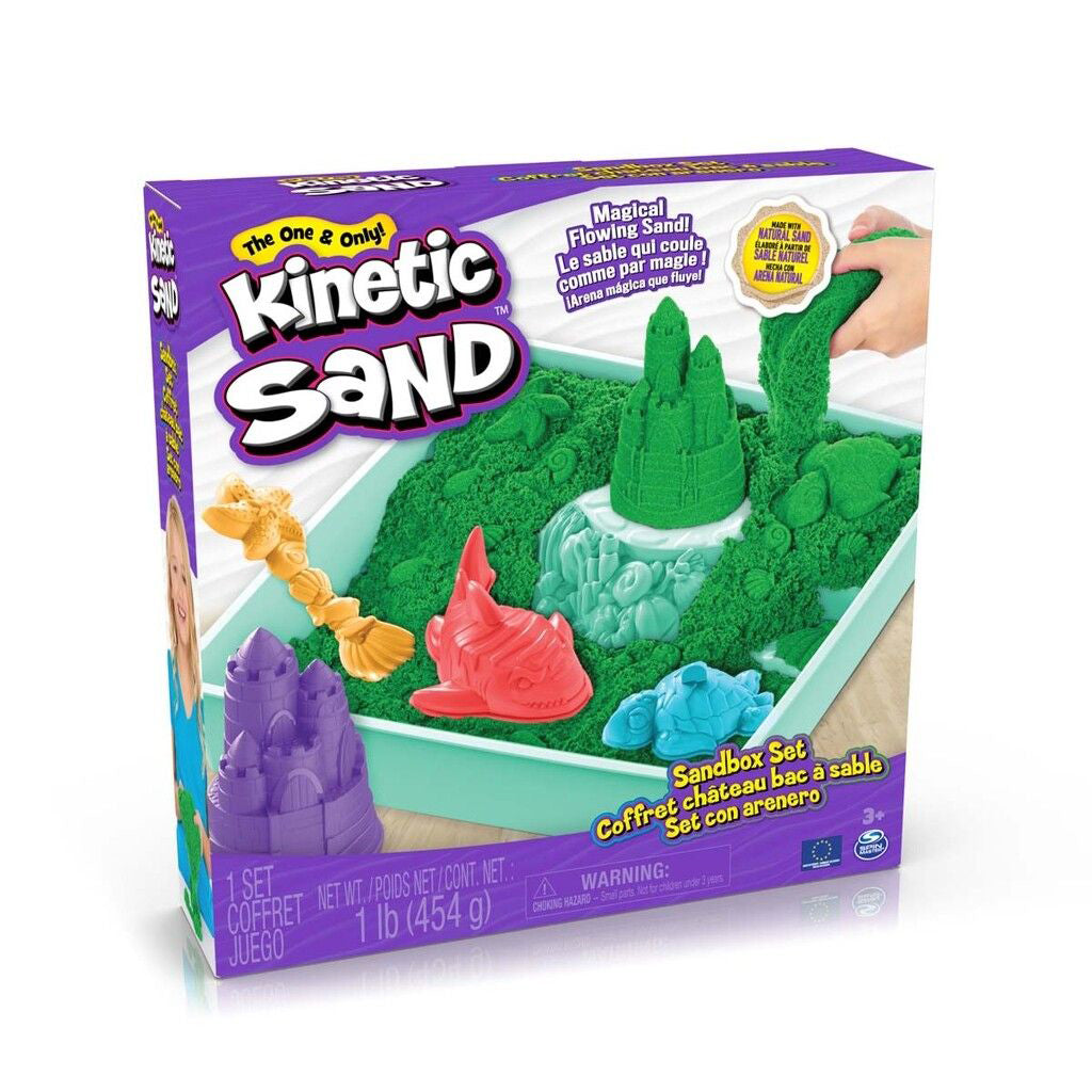 Boks med Kinetic Sand, grøn sandkasse og værktøj