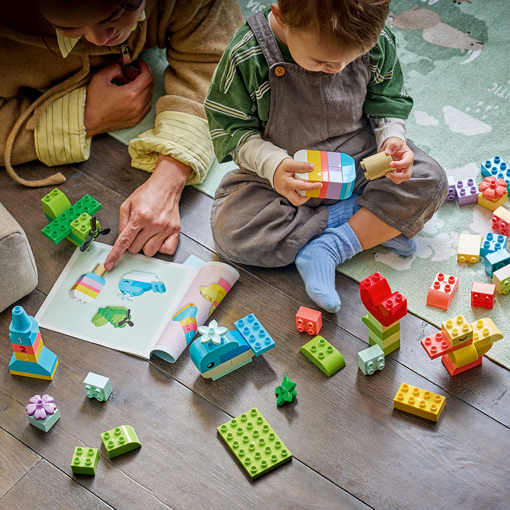 LEGO® DUPLO® Classic Fargerik kreativ eske