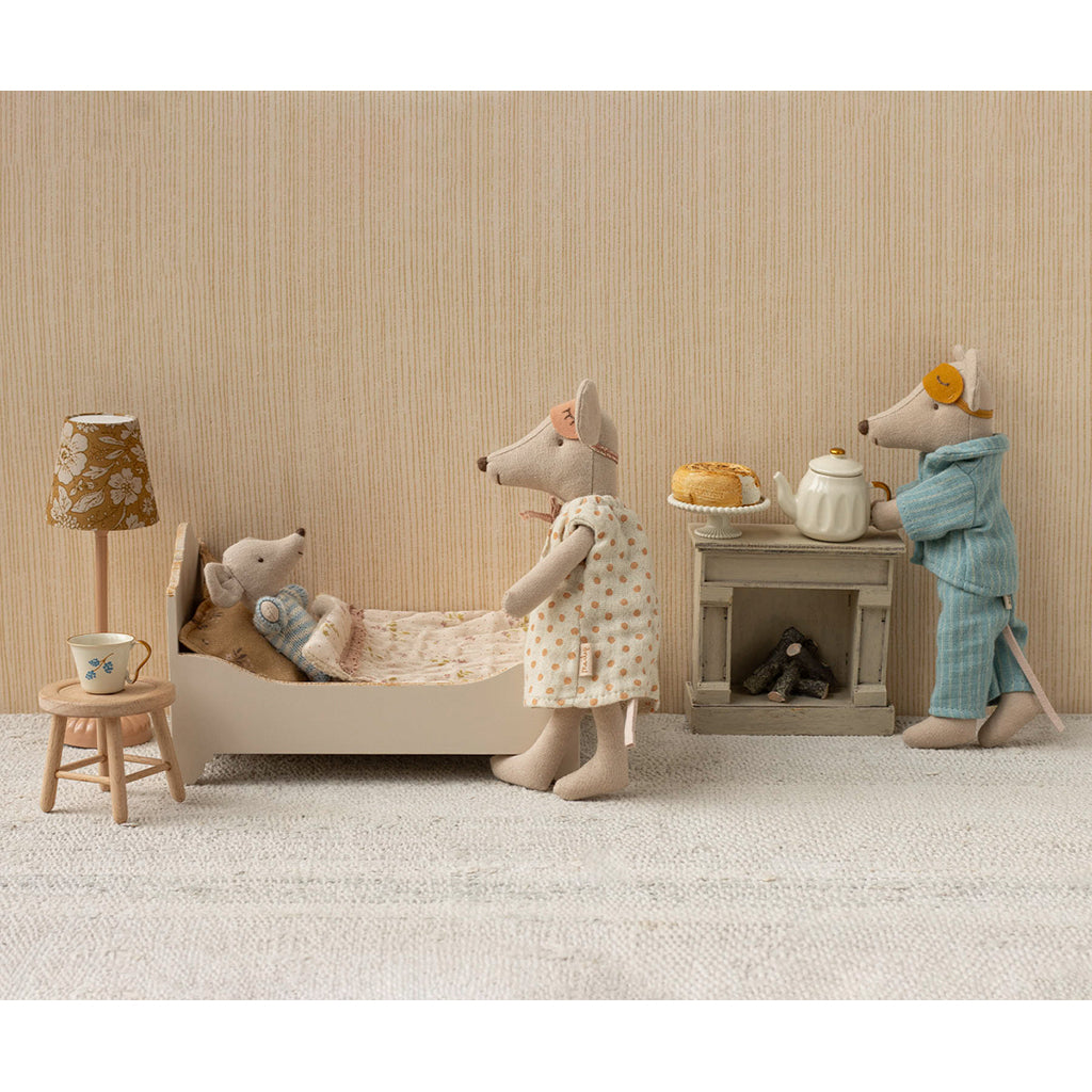 Maileg dukkemøbler, Seng til mus - råhvit