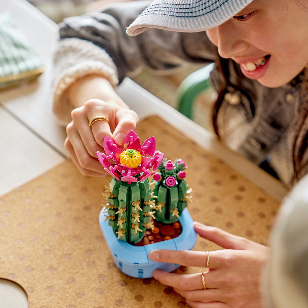 LEGO® Botanicals, Blomstrende kaktus