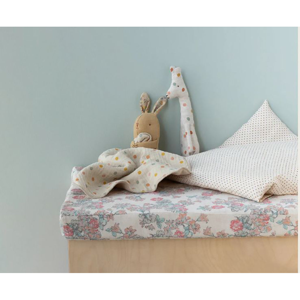 Maileg Lullaby friends, Kanin bamse, Mini – Kremgul