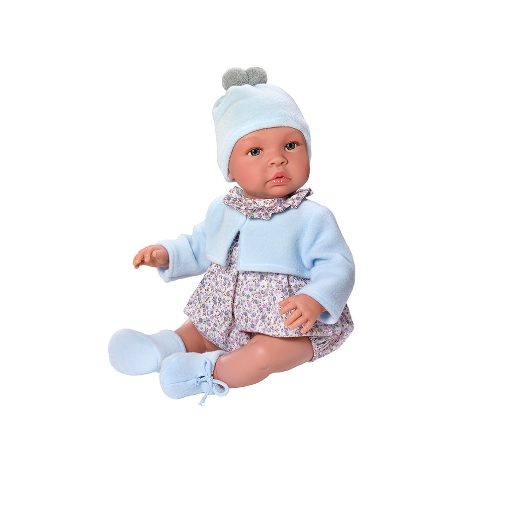 Así Leo babydukke 46 cm med lyseblå cardigan og blomstret dragt