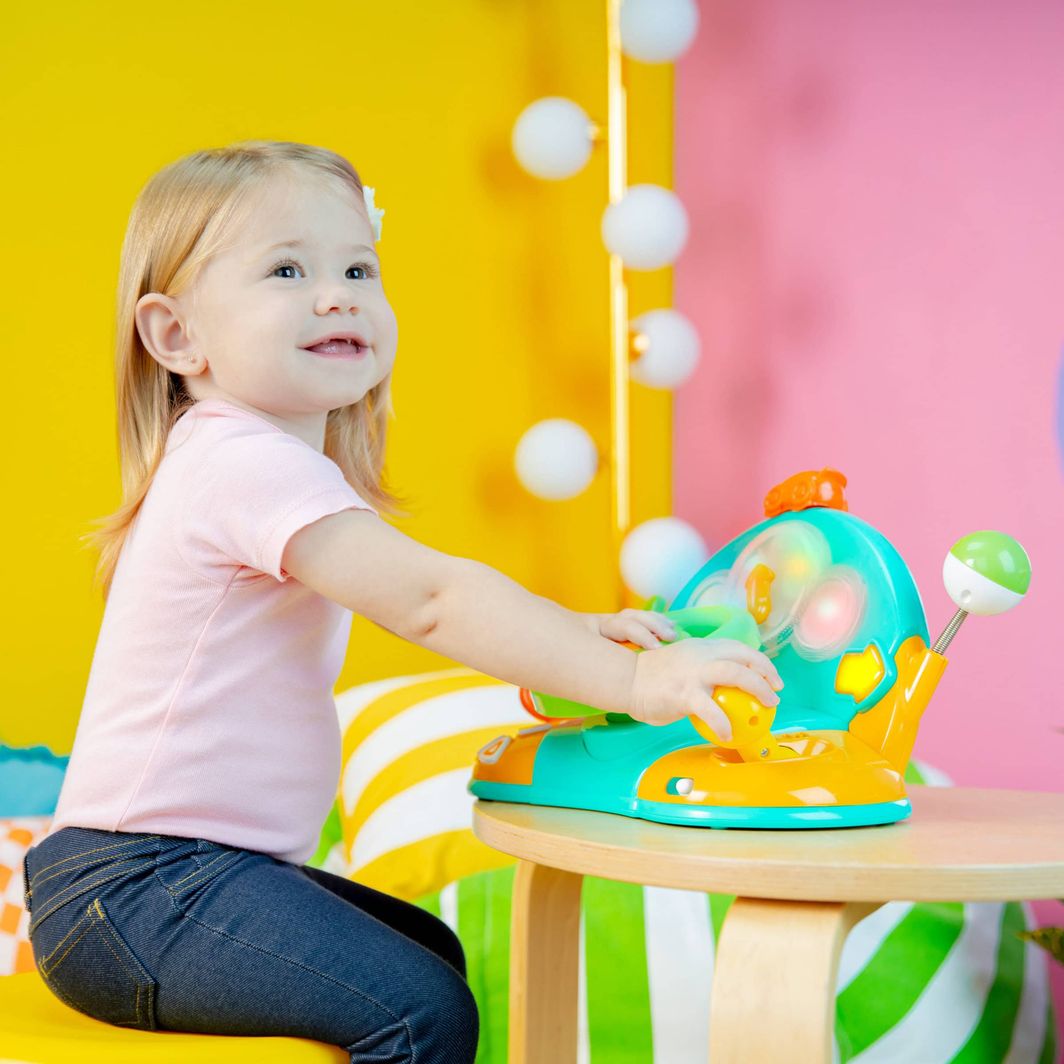 Bright Starts Babyleker, Lights & Colors kjøretøy