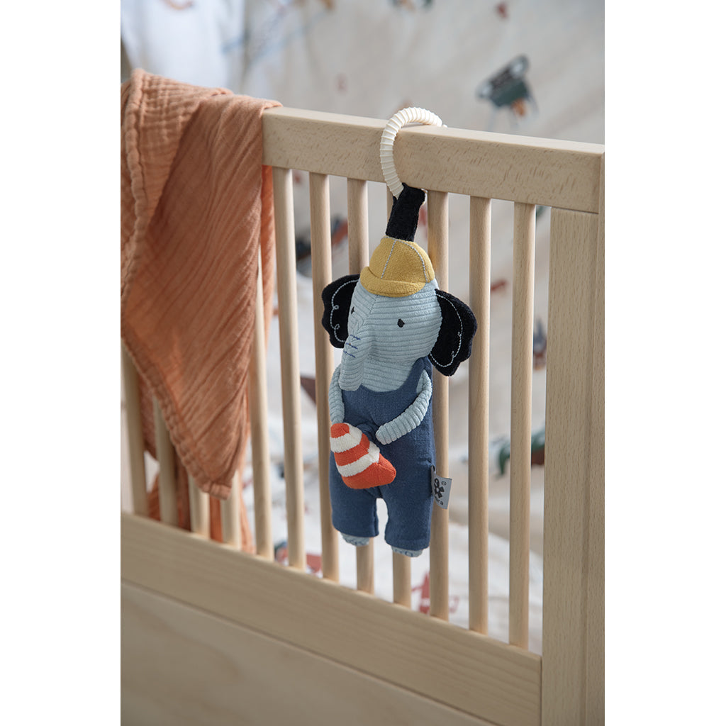 Sebra Musikkuro, Elefant