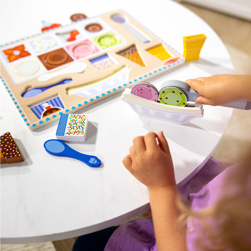 Melissa & Doug 2-i-1 lekesett, Magnetisk puslespill og lekemat - Iskrem