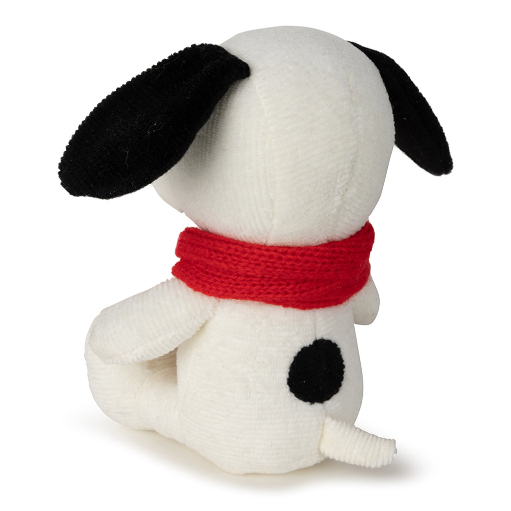 Snoopy bamse med tørkle, 17 cm – Nuser bamse