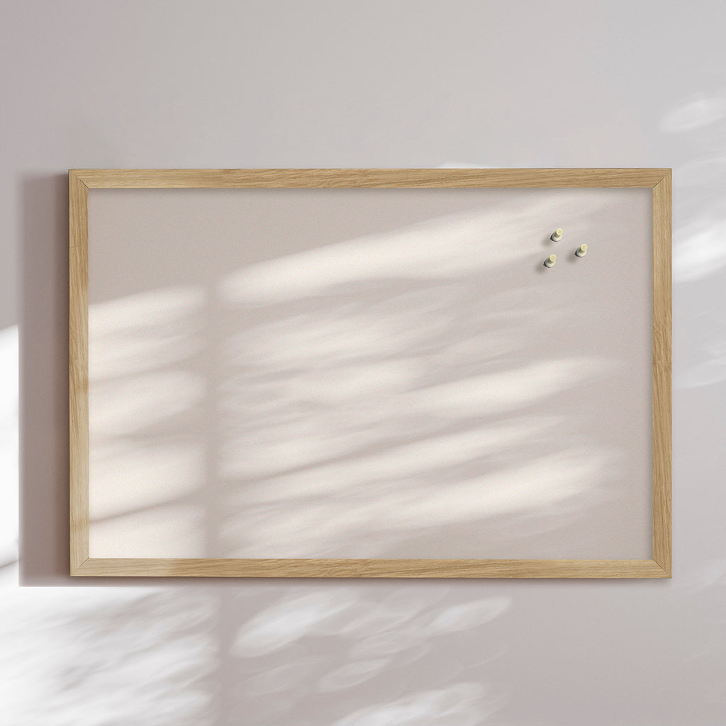 Opslagstavle m. egetræsramme, Coconut Milk - 62 x 42 cm
