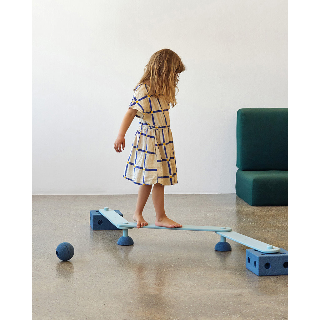 Modu skumbold, Deep blue/ Sky blue