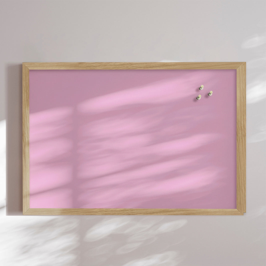Opslagstavle m. egetræsramme, Bubblegum 62 x 42 cm