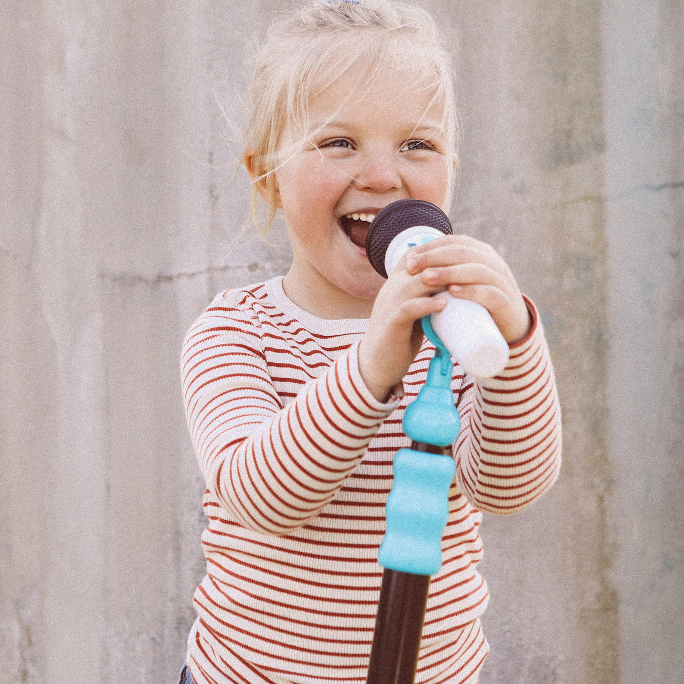 B Toys Mikrofon m. stativ og lysshow