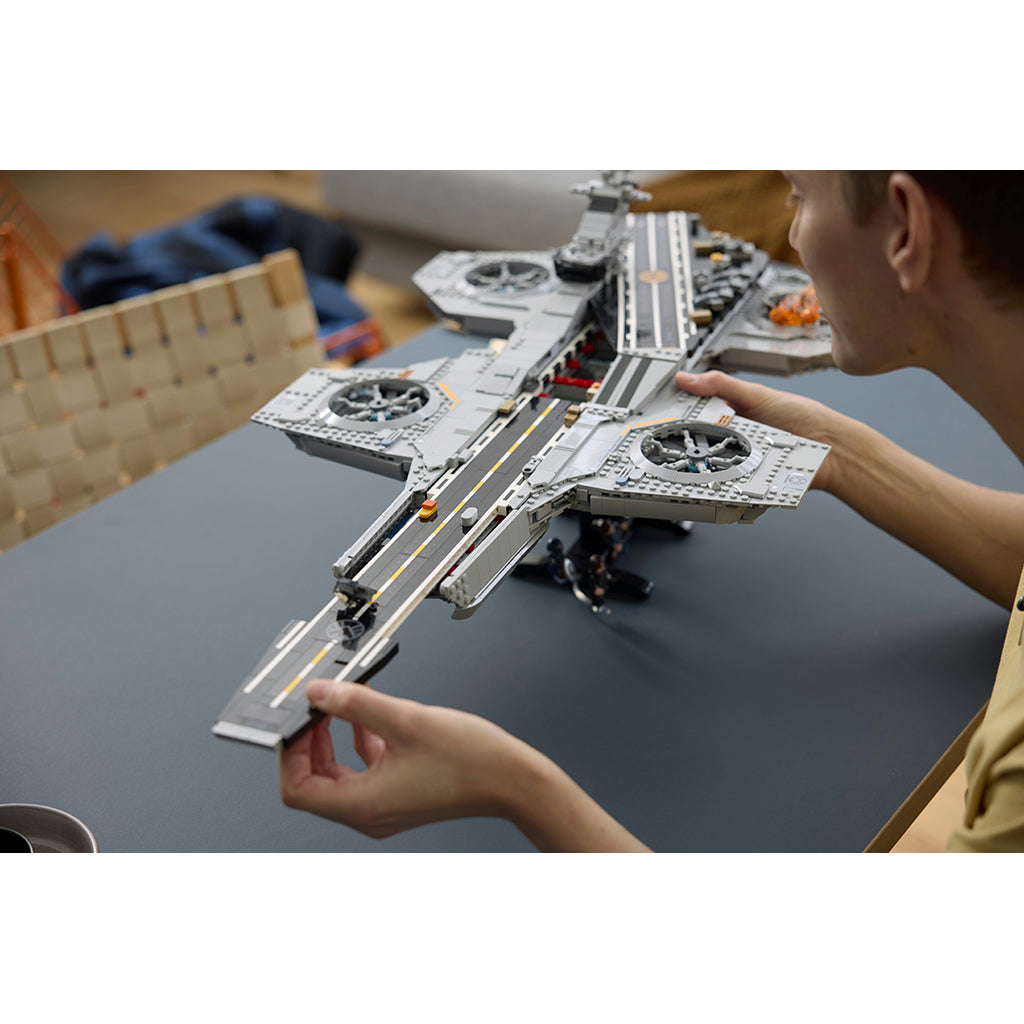 LEGO® ǀ Marvel S.H.I.E.L.D.-helicarrier