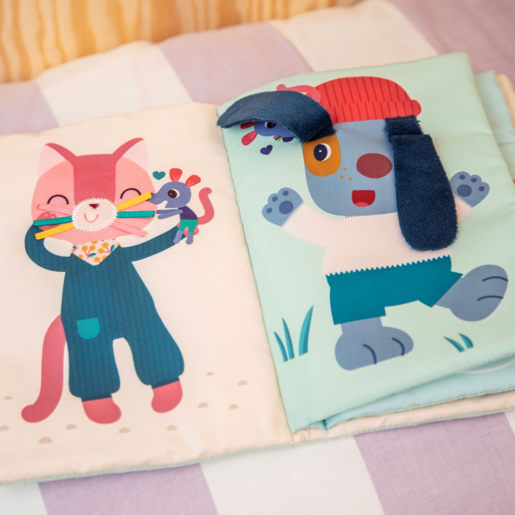 Lilliputiens, Nina aktivitetsbok for baby – sanselig