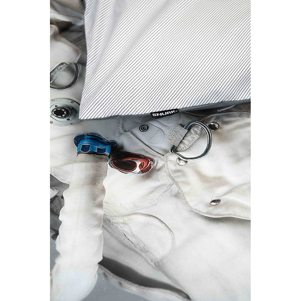 Snurk økologisk sengetøy til voksne – Astronaut grey space