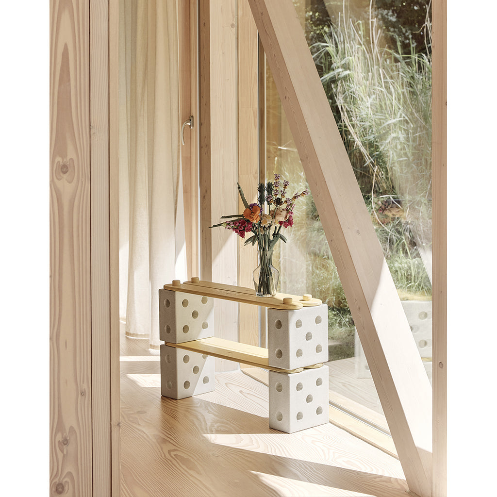 Modu Balance track, balansebane i tre og skumklosser – Sand grey/ Honey yellow