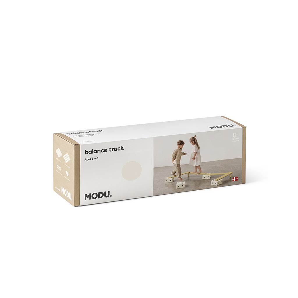 Modu Balance track, balansebane i tre og skumklosser – Sand grey/ Honey yellow