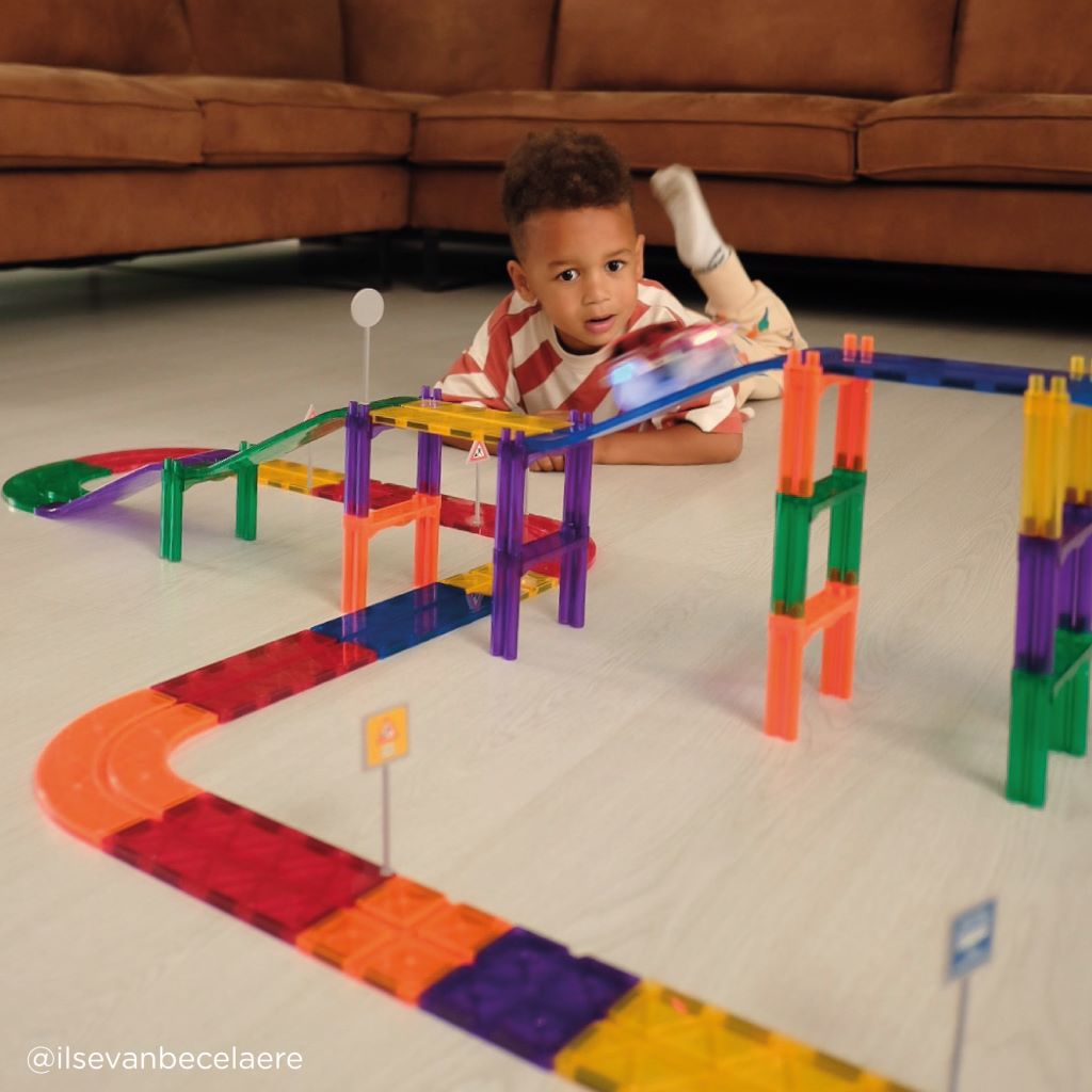 Cleverclixx Magnetisk byggesett, Race track add-on curves Intense - 15 stk