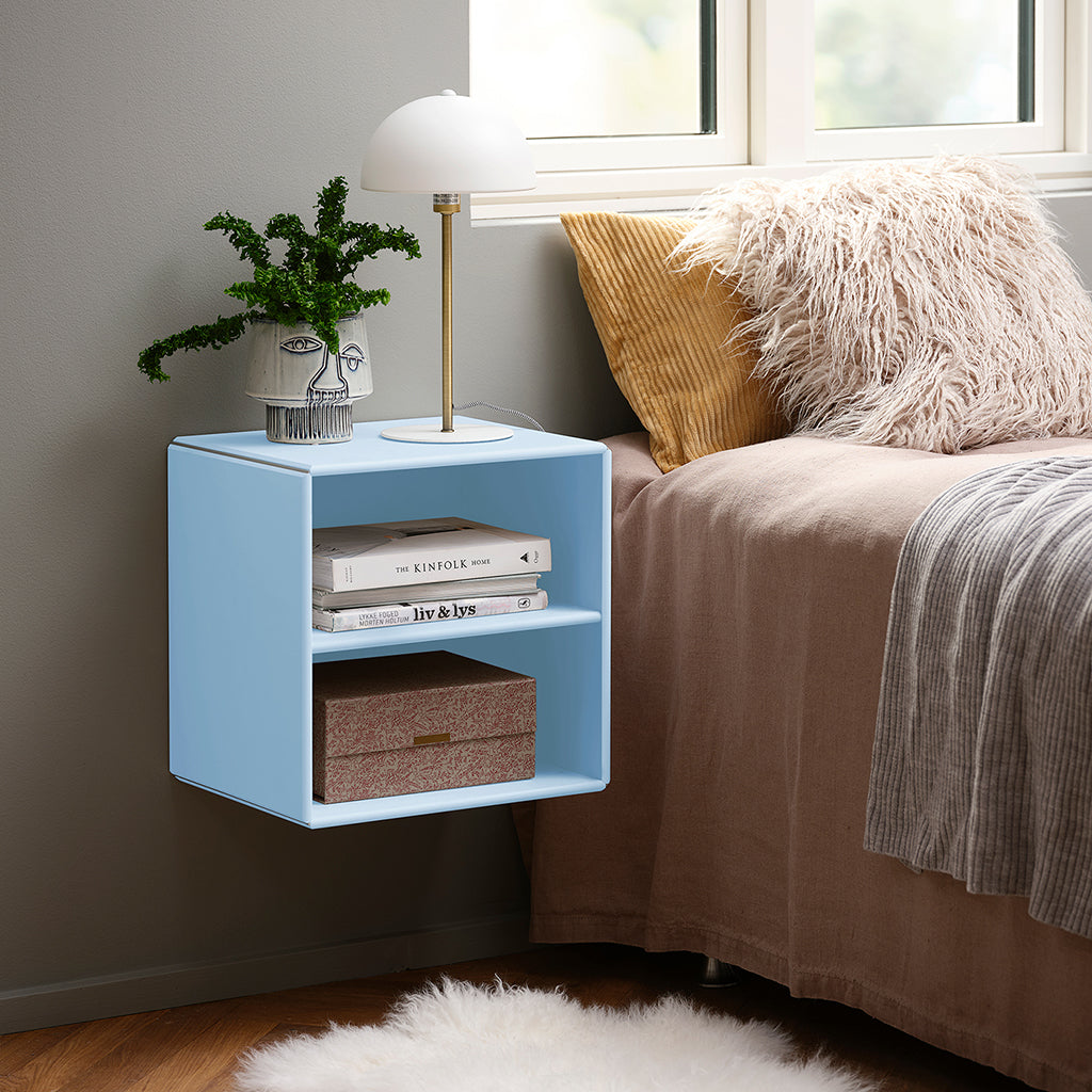 By Aulum Charlotte veggreol med hylle 40x40 cm, Himalayan Blue