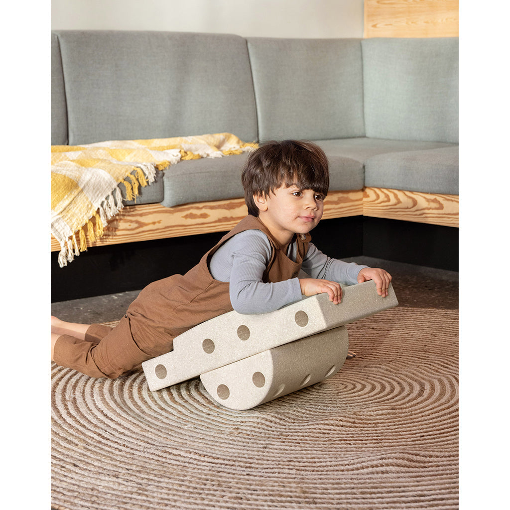 Modu byggleketøy i skum, Curiosity sett, 14 deler - Sand Grey / Honey Yellow
