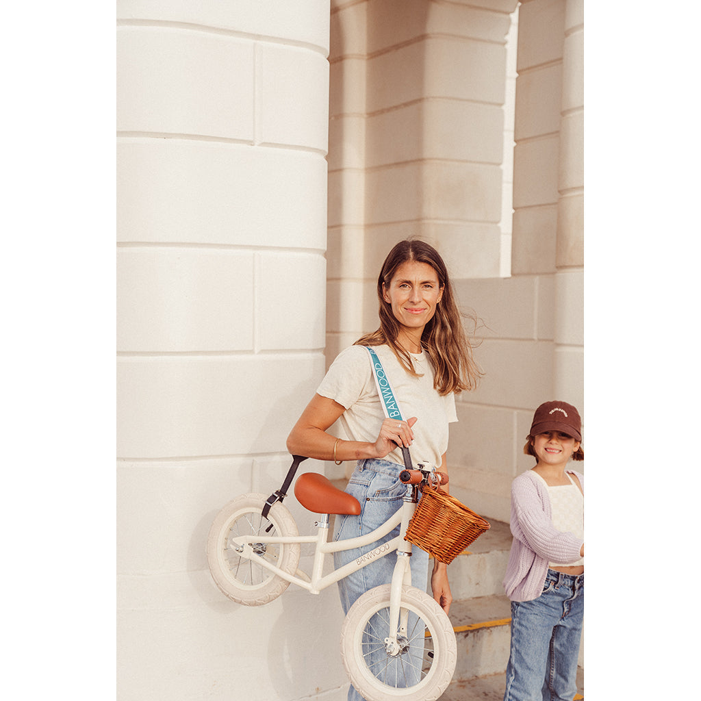 Banwood Carry strap, bærestropp for skateboard, sparkesykkel og løpesykkel - Krem