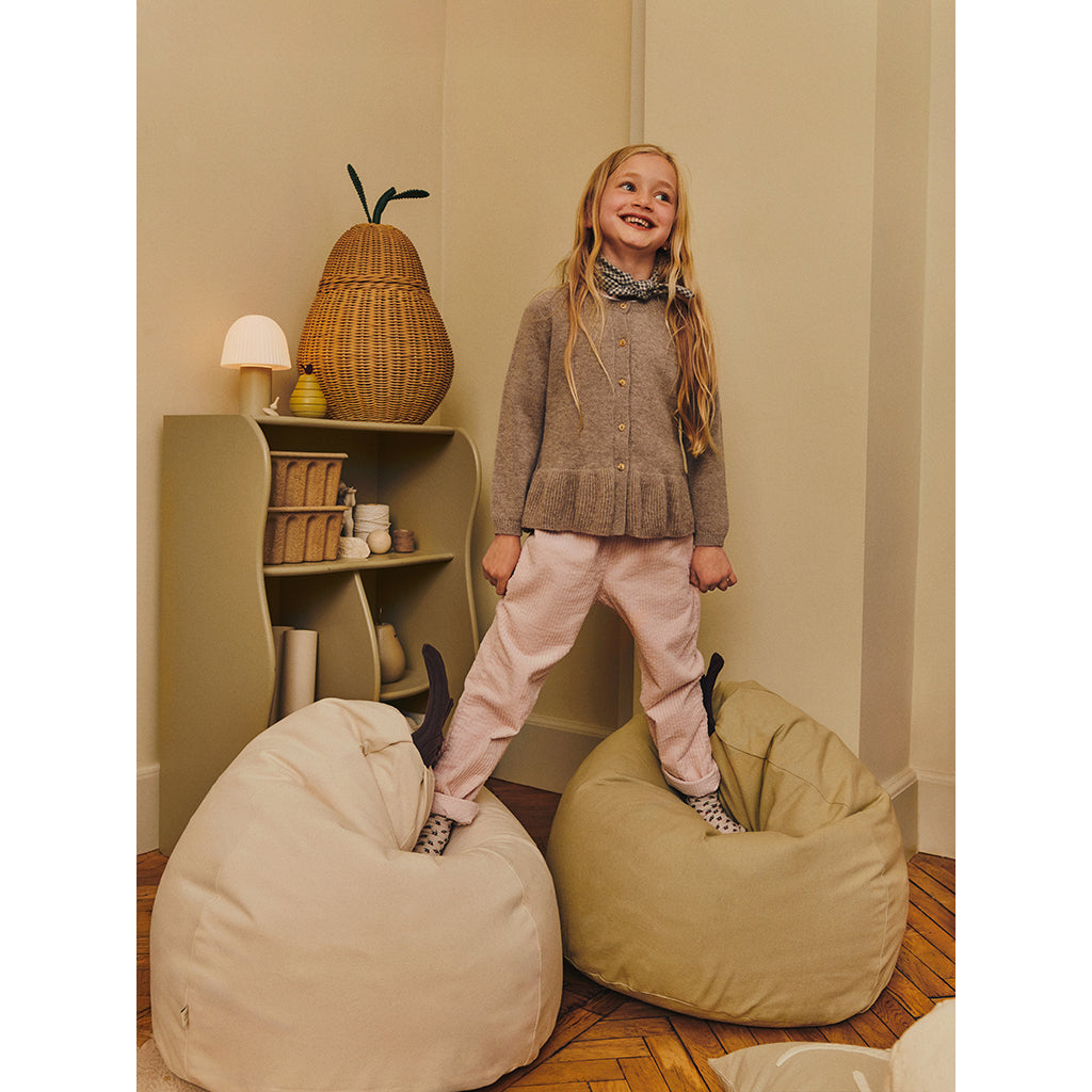 Ferm Living sækkestole til børn i beige og grøn