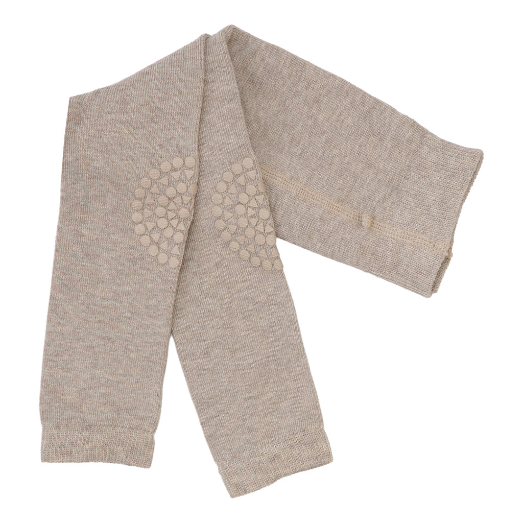 GoBabyGo kravleleggings i sandfarve med gummidutter til babyer