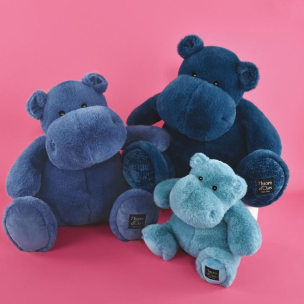 Flodhest-bamse med denimjakke, Histoire D&