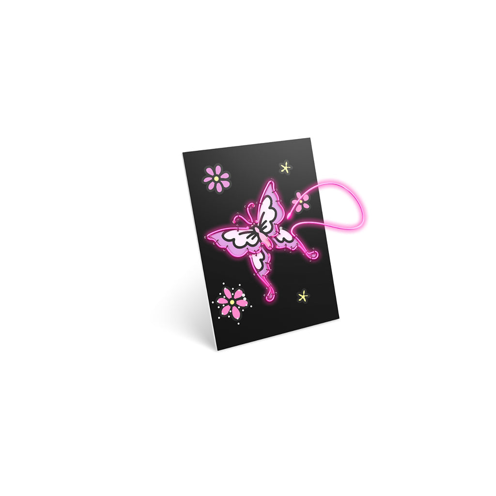 Kidyneon, DIY selvlysende bilder med pink neontråd - Once upon a time