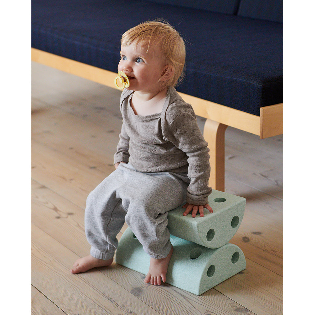 Modu Stool, Barneskammel, aktivitetsmøbel i skum - Ocean mint