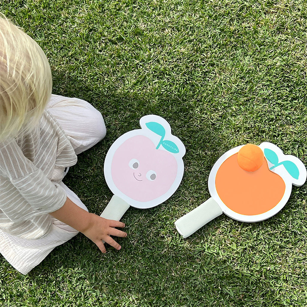 Sunnylife Kids Borrelås strandtennis, Poppy the Peach