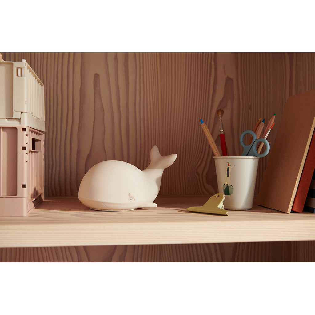 Liewood Winston nattlampe, Whale - Sandy