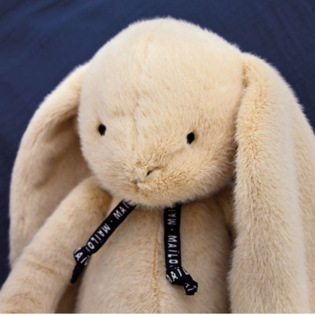 Méloé Kanin, Beige 37 cm