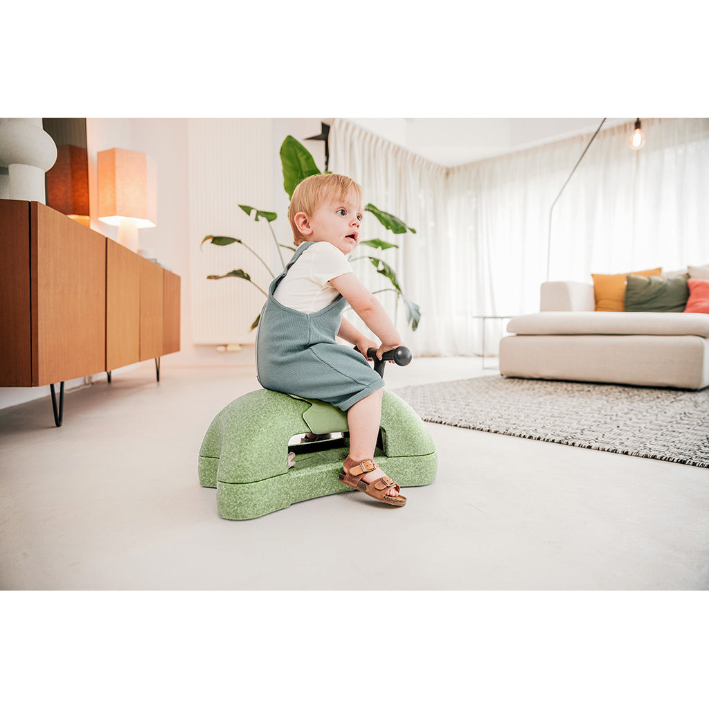 Scoot and Ride My first babywalker & ride-on, 3-i-1 sparkesykkel - Olive