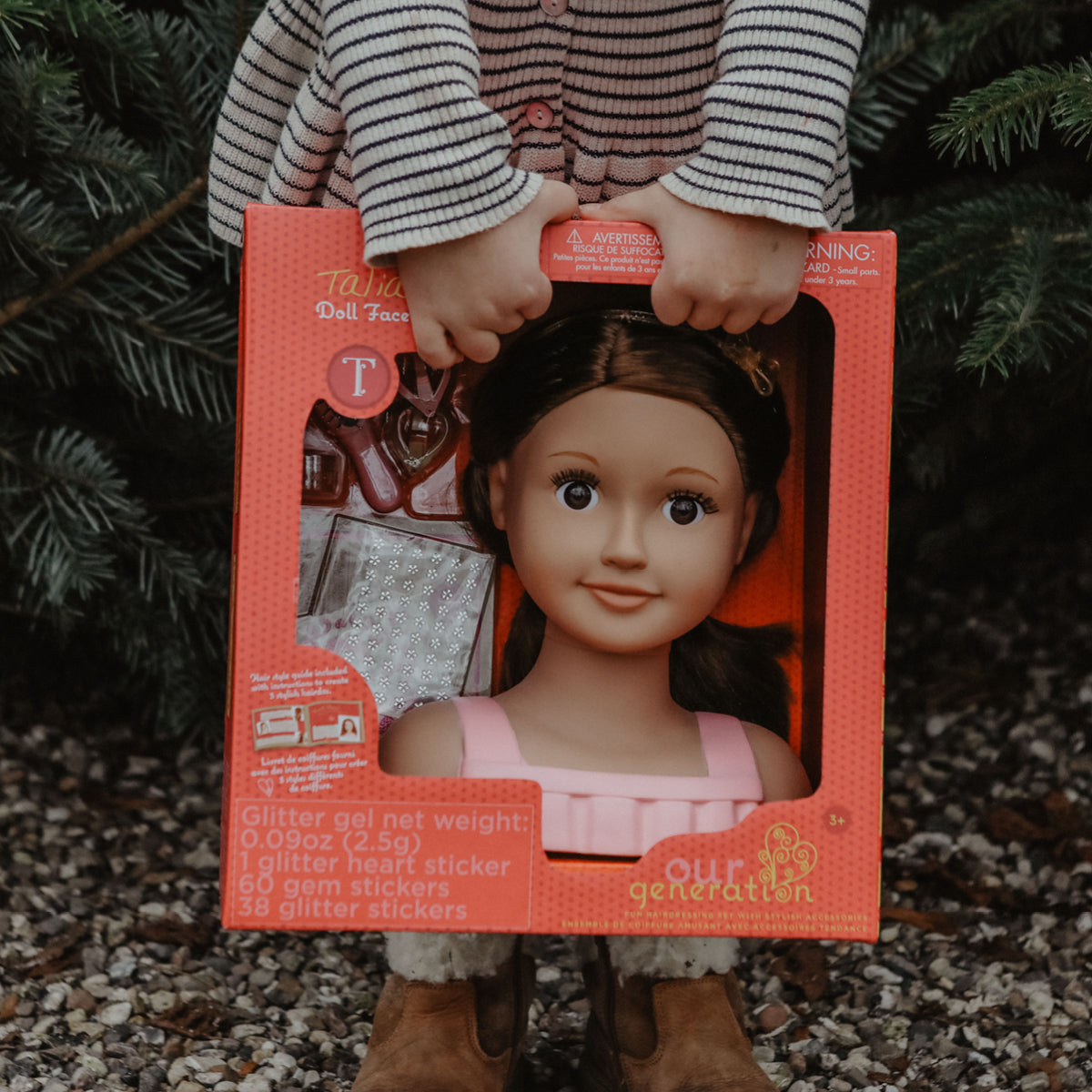 Our Generation dukke, frisørdukke med tilbehør - Brunette Talia