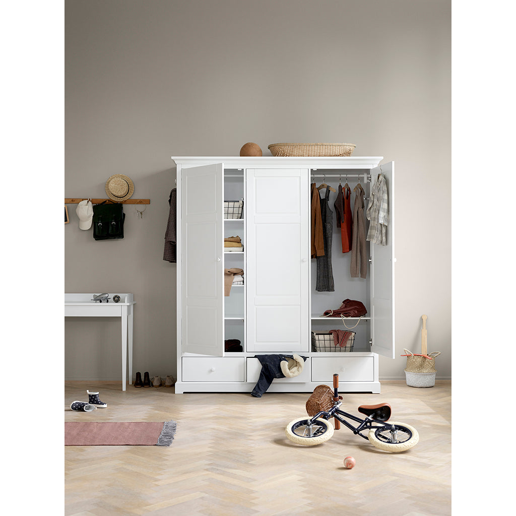 Oliver Furniture Seaside klesskap m 3 dører, høyde 195 cm