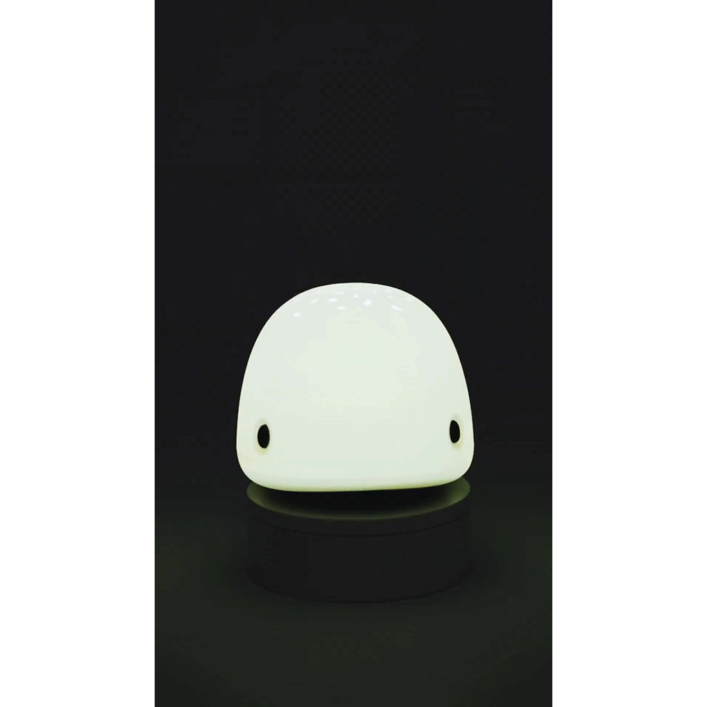 Little L. LED nattlampe/projektor med fjernkontroll og 7 ulike lysinnstillinger - Wilda hval