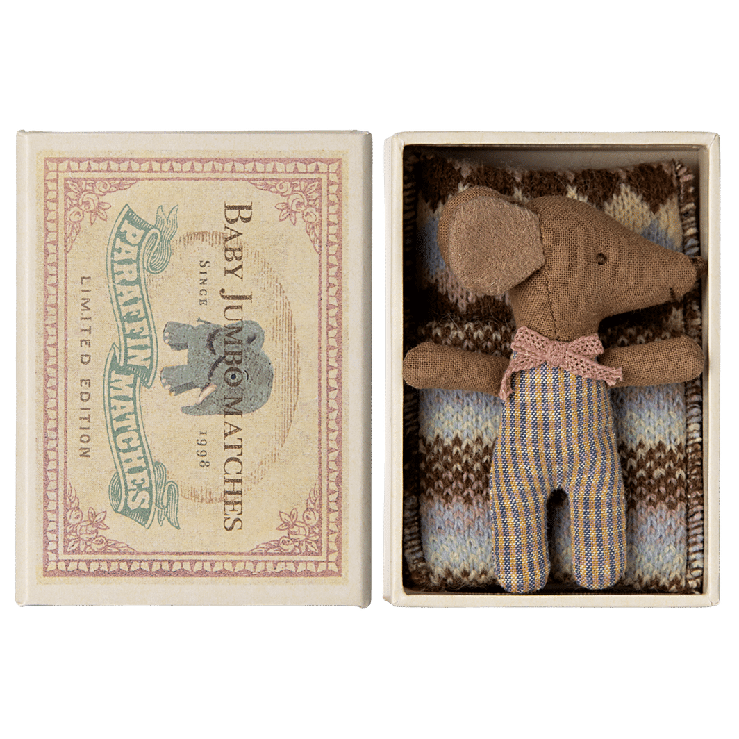 Maileg Sove/våken babymus i fyrstikkeske - Rosa