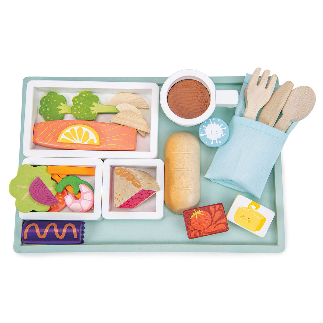 Tender Leaf Legemad i træ, Flymad med menu og pas