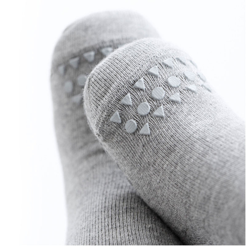 GoBabyGo skridsikre strømper m. gummidutter, grey melange