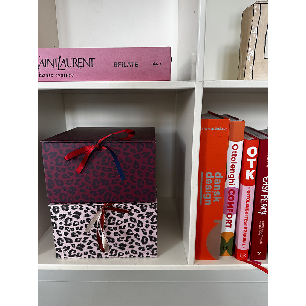 Daisy Boxes, Medium Box – Leo burgunder
