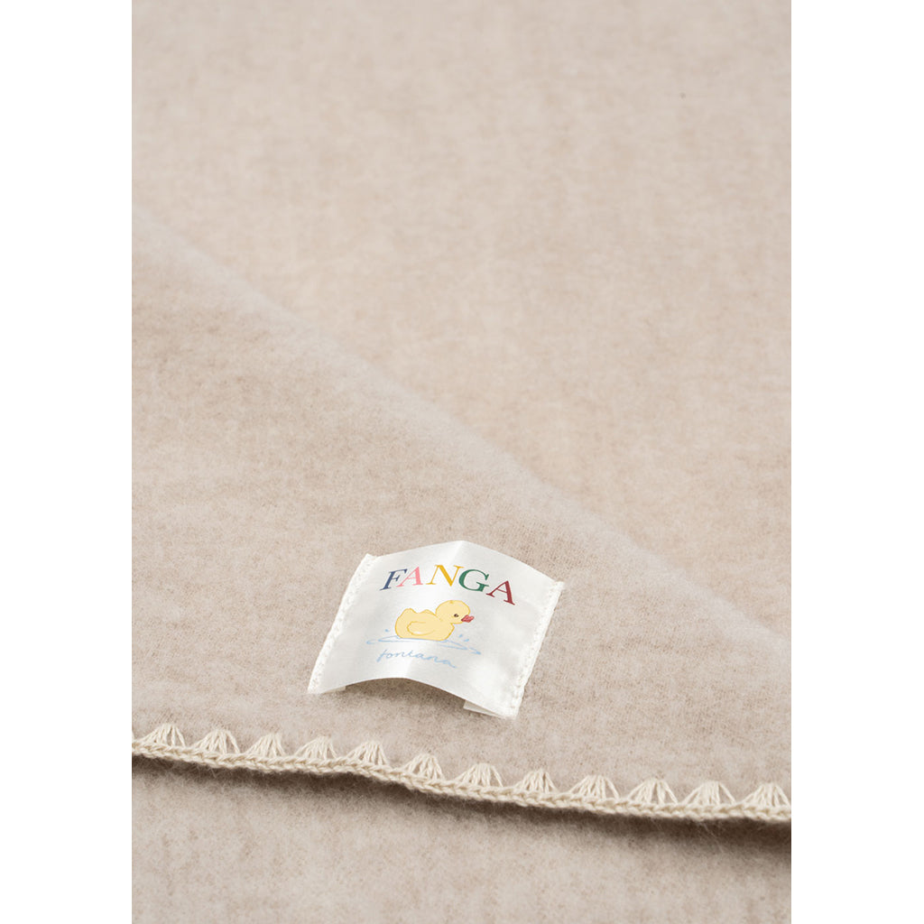 Fanga Fontana Erba babytteppet i ullfleece, Oatmeal melange