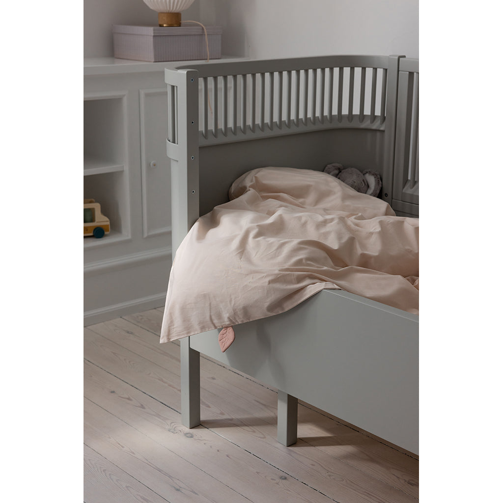 Sebra Juniorsengetøy, økologisk - Birchbark Rose