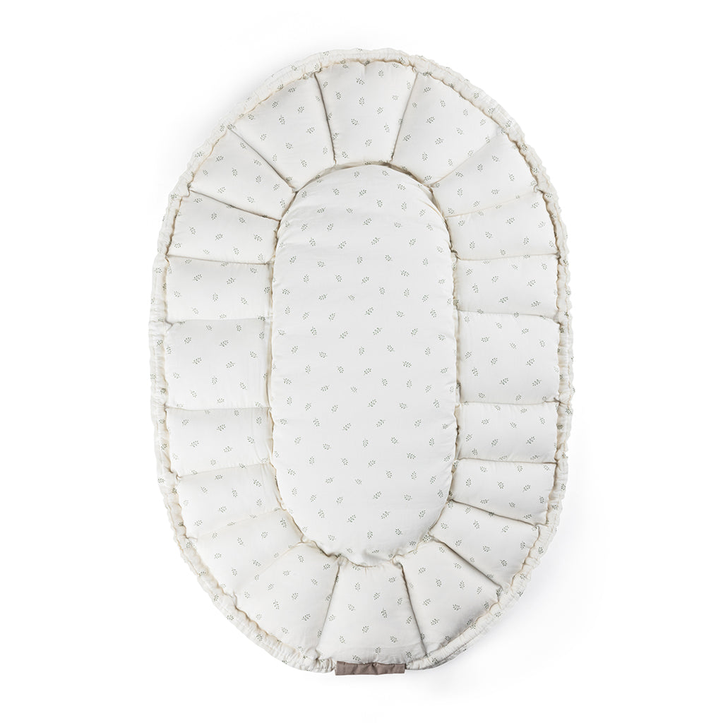 Sebra 3-i-1 babynest, babylift og lekematte, Sophora Leaves - Beige