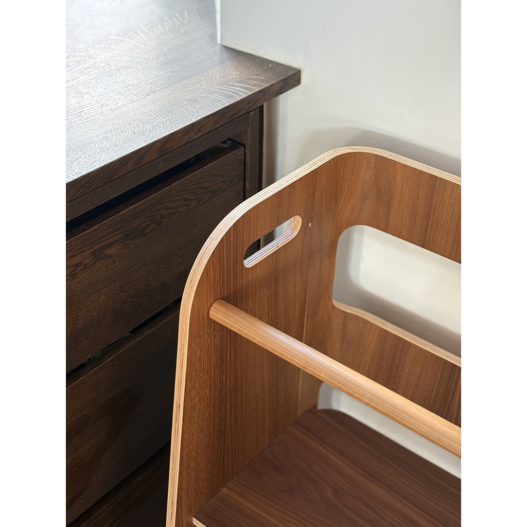 Curve-Lab, Læringstårn, Birk med overflate av valnøttre