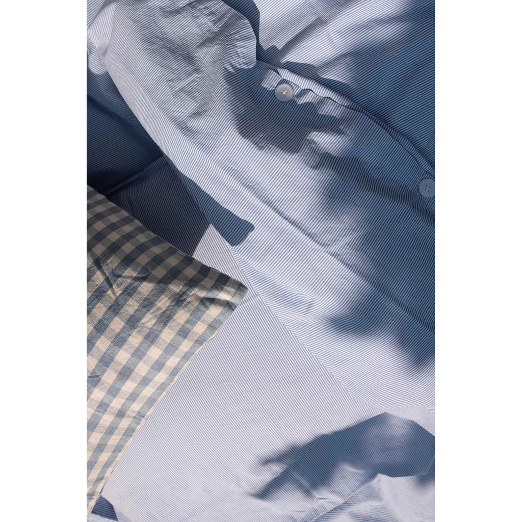 Studio Feder voksensengetøy, økologisk – Milk stripe XL