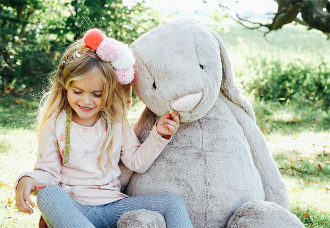 Den flotte kjempestore kaninen fra Jellycat