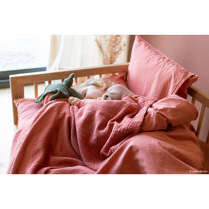 Nobodinoz babyteppe, Wabi Sabi double muslin, 65 x 100 cm - Rosewood