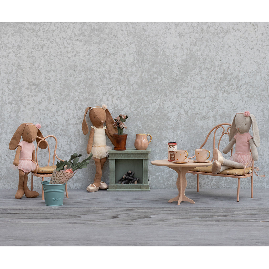 Maileg tilbehør, Mini vintagebenk - Mørk pudder