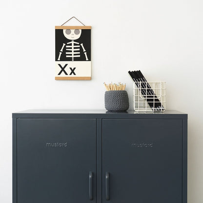 Mustard Made The Midi skap, Slate